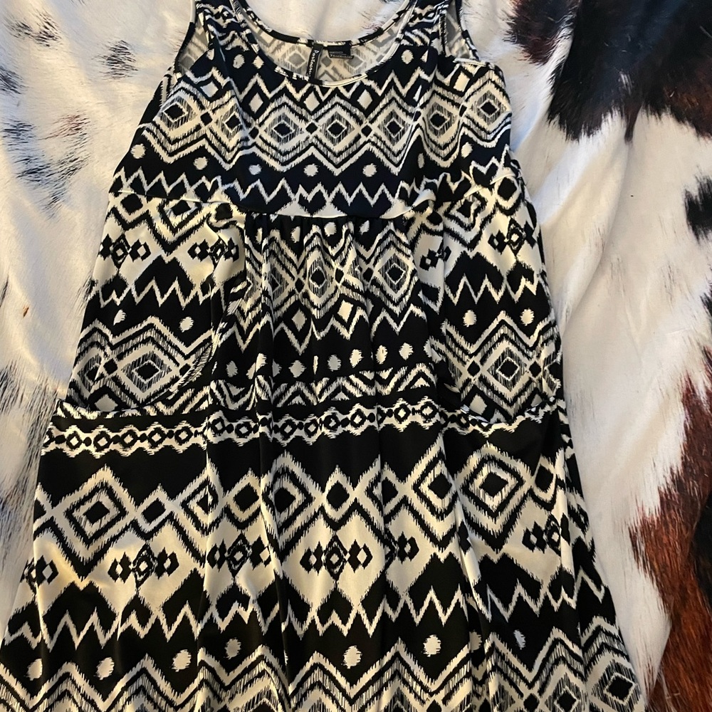 Cloths - Picture 4 of 11